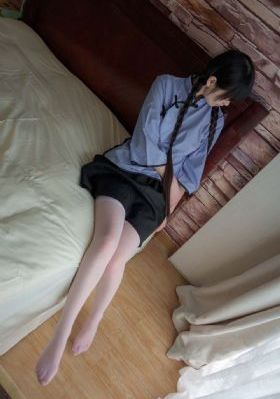 一个上面吃一个下的电影免费_高清完整视频